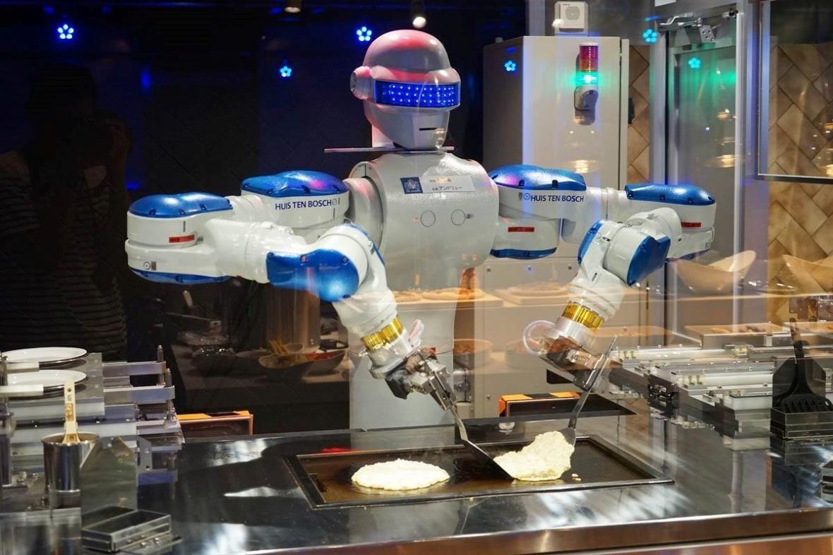 روباتی که پنکیک می پزد