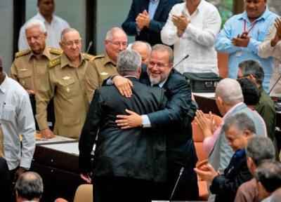 جانشین رفیق فیدل آمد ، نخستین نخست وزیر کوبا پس از 43 سال
